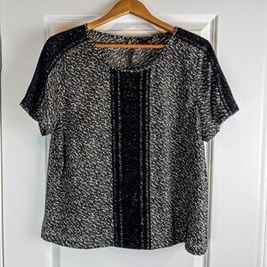 Ann Taylor B&W Print Lace Mesh Trim SS Top - XLP